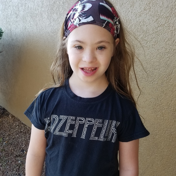 Meet your Posher, Allie - Picture 3 of 3